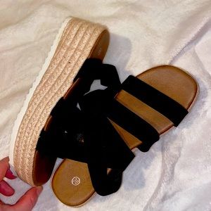women’s sandals